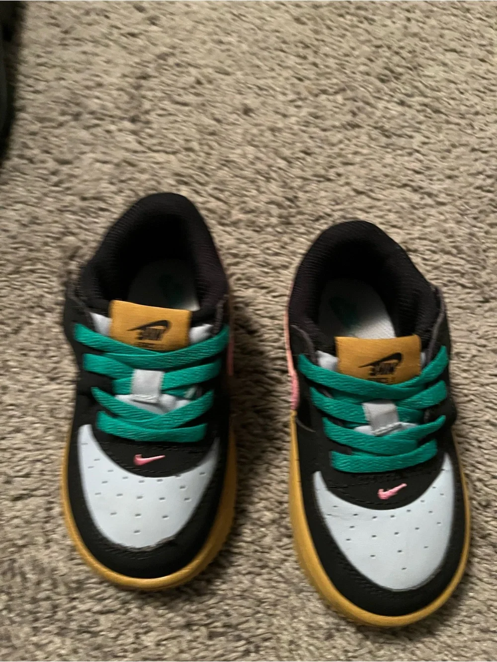 Nike Kids' Colorblock Low-Top Sneakers - Black/White/Gold/Pink/Teal